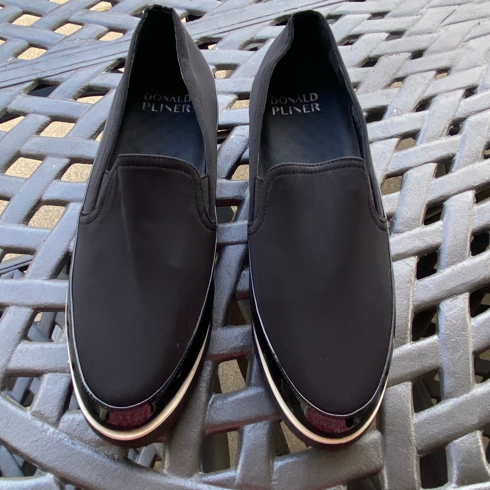 Donald Pliner Conner‎ Platform Loafer Women's Size 10 black Toe SlipOn